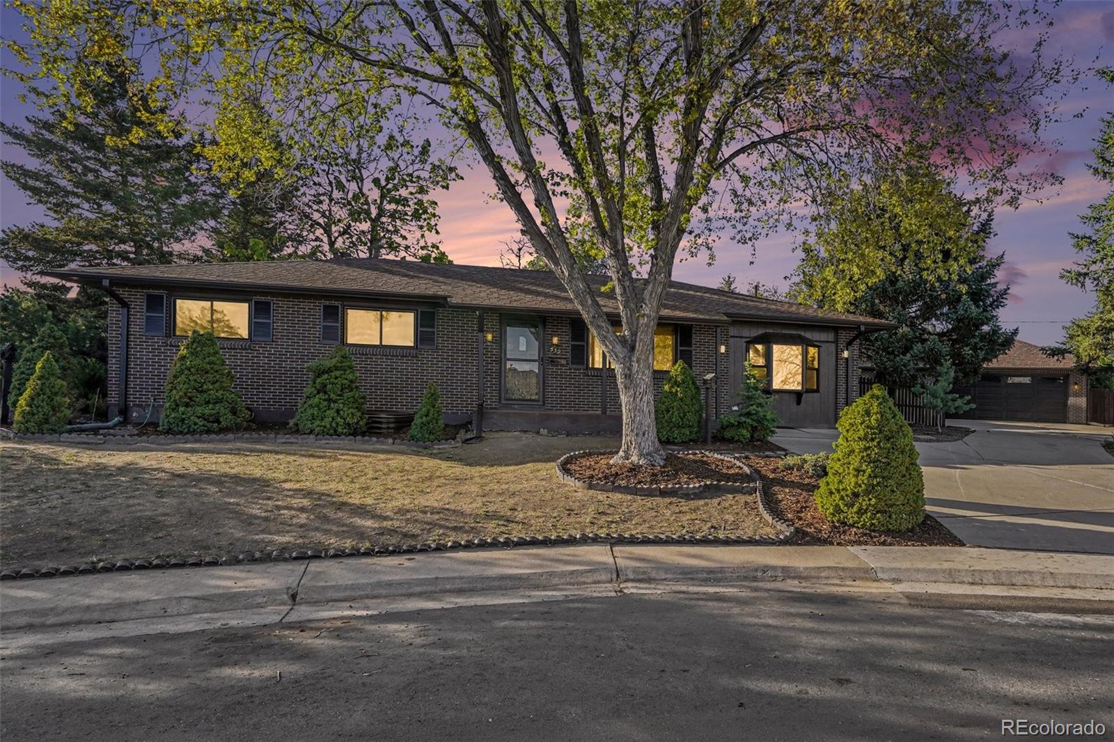 MLS Image #32 for 559  elbert way,denver, Colorado