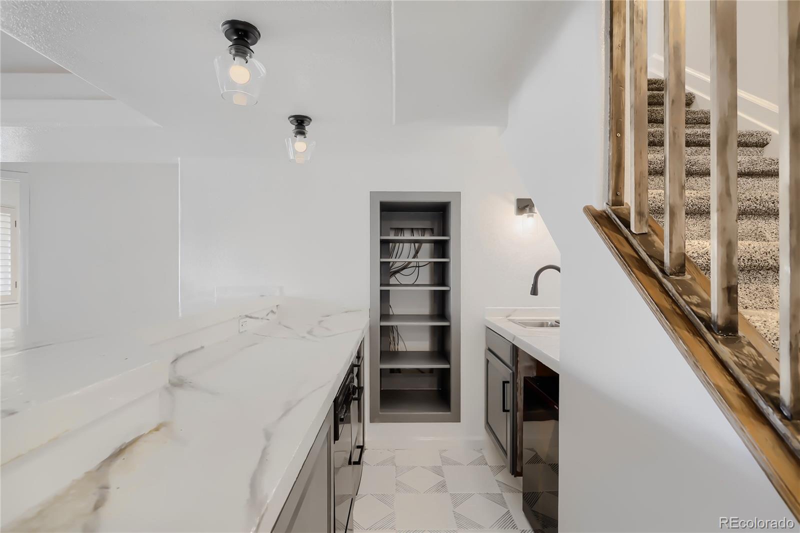 MLS Image #13 for 20737 e caley place,aurora, Colorado