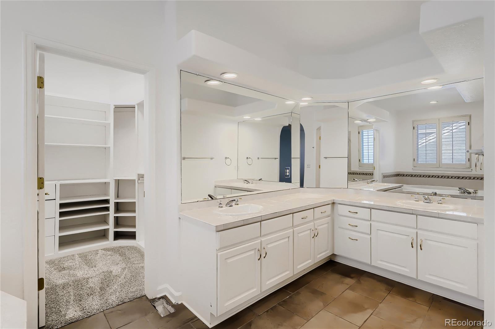 MLS Image #17 for 20737 e caley place,aurora, Colorado