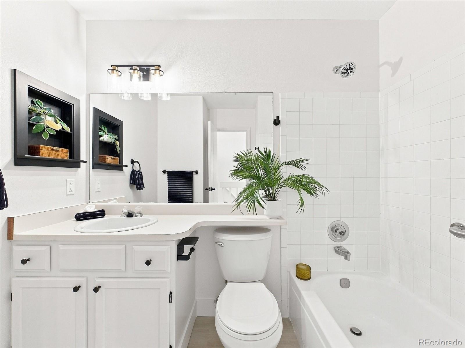 MLS Image #8 for 11155 w 17th avenue,denver, Colorado