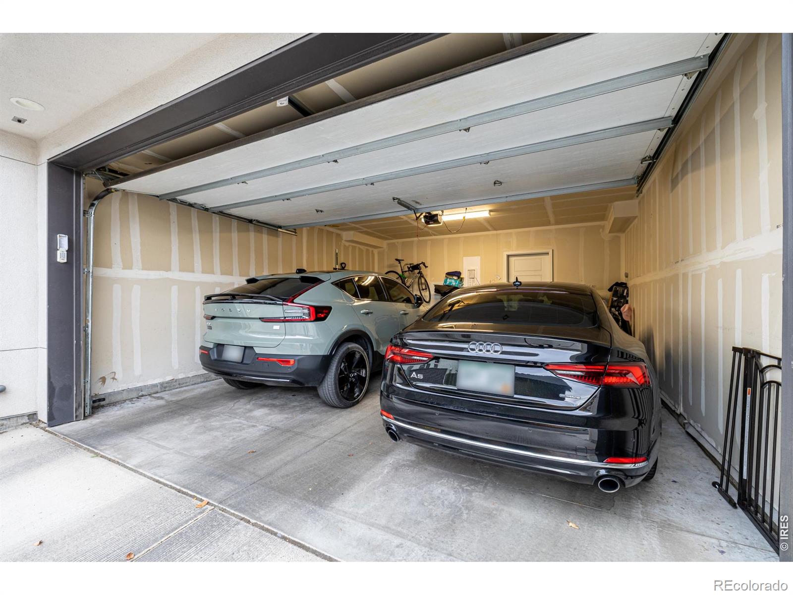 MLS Image #42 for 6820 e lowry boulevard,denver, Colorado