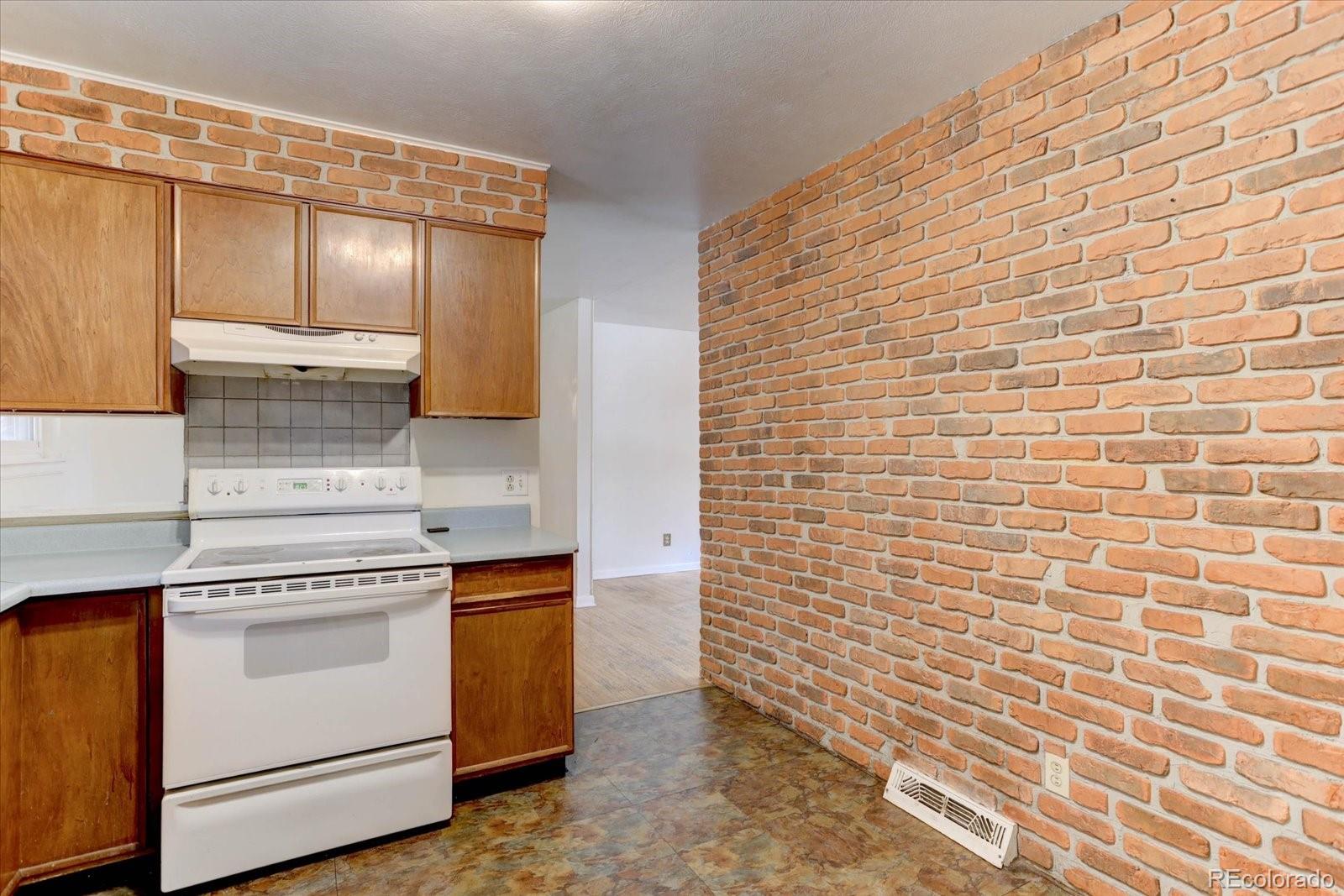 MLS Image #11 for 9535 w kentucky avenue,lakewood, Colorado