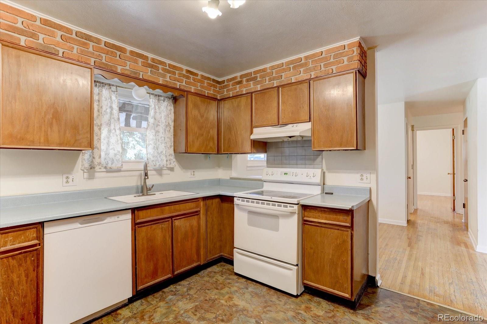 MLS Image #12 for 9535 w kentucky avenue,lakewood, Colorado