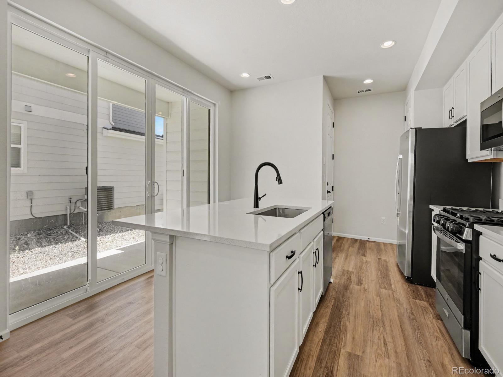 MLS Image #11 for 22866 e tufts place,aurora, Colorado