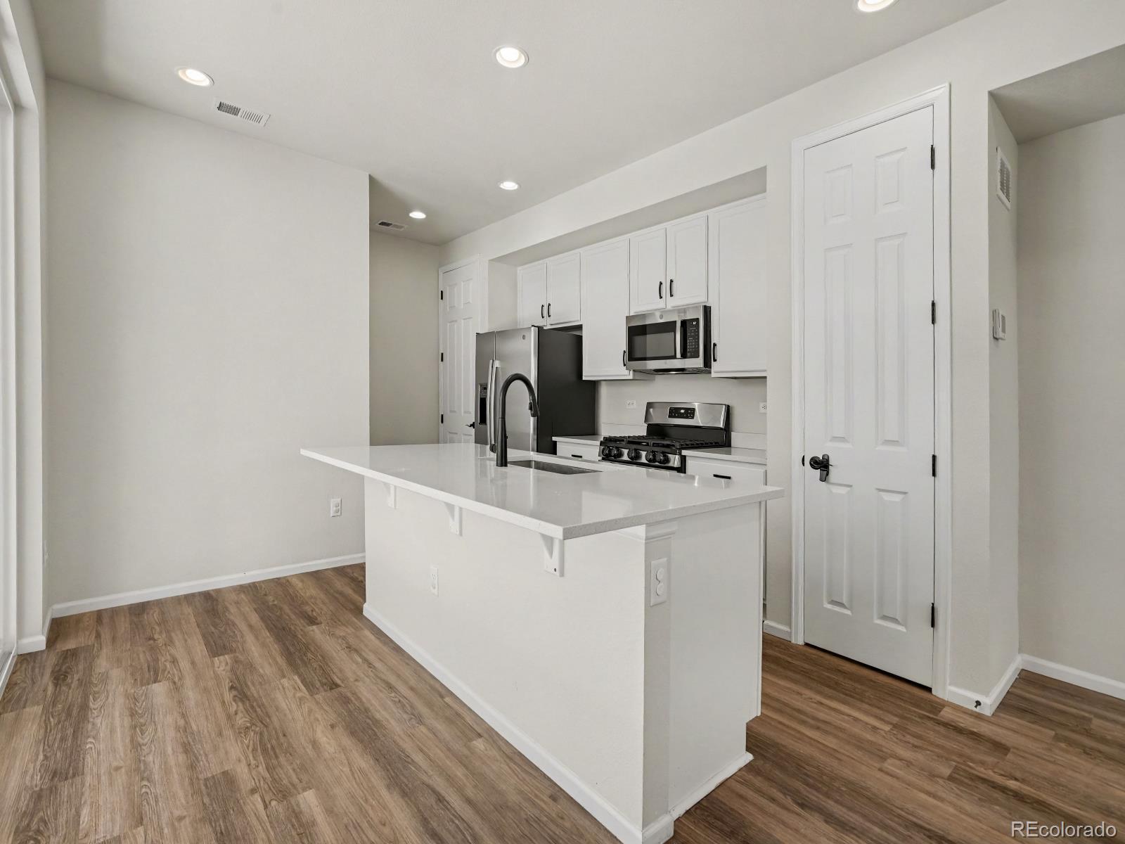 MLS Image #8 for 22866 e tufts place,aurora, Colorado