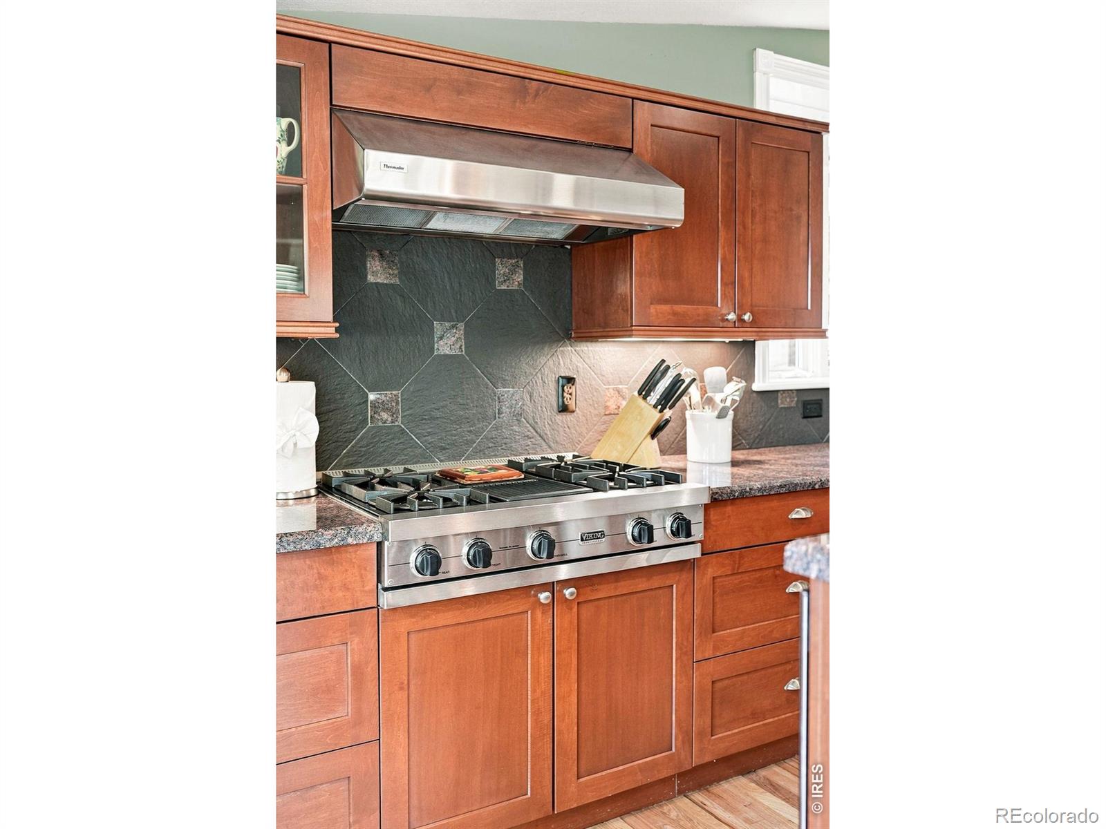 MLS Image #12 for 15  arrowleaf court,boulder, Colorado