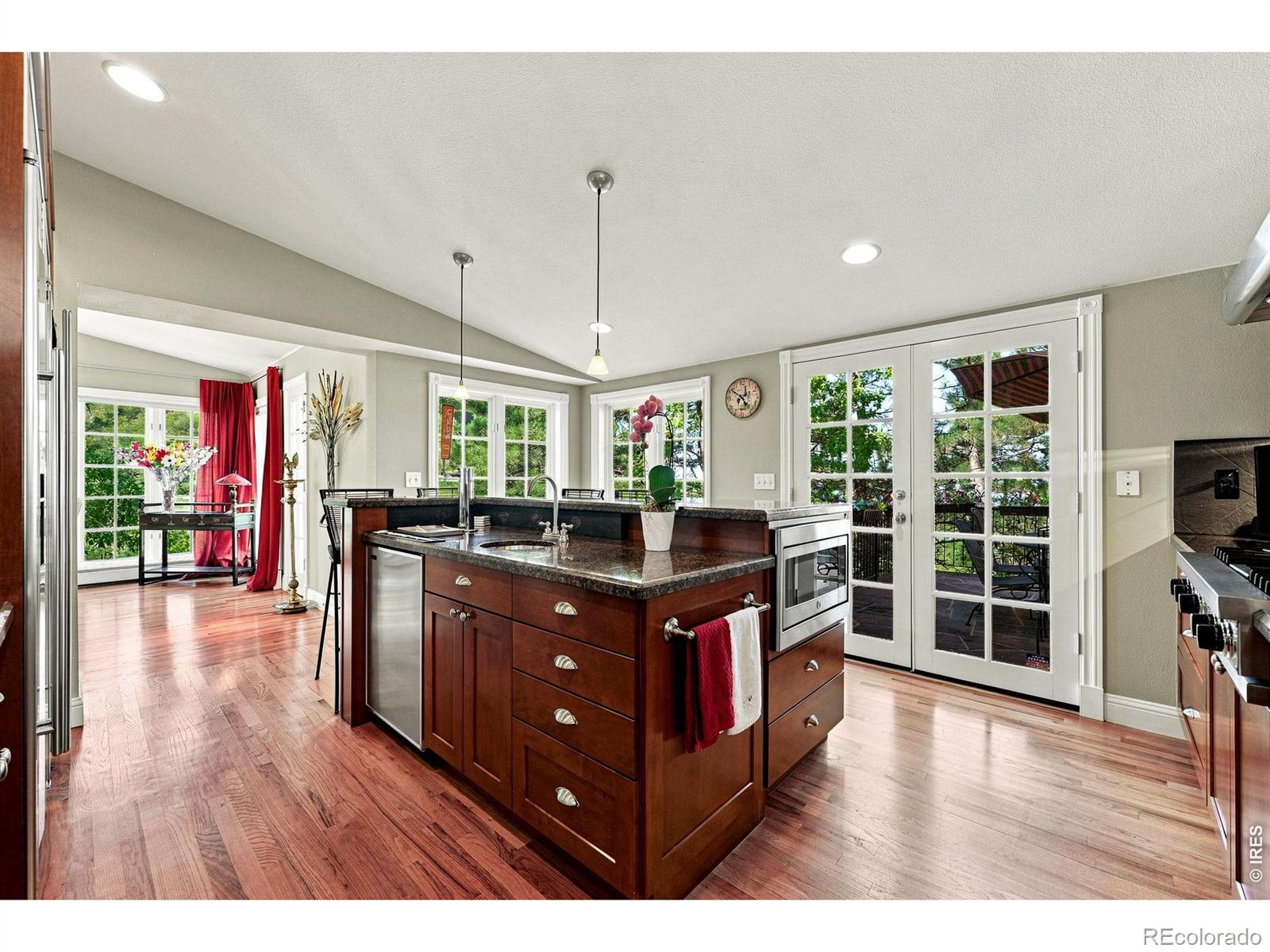 MLS Image #14 for 15  arrowleaf court,boulder, Colorado