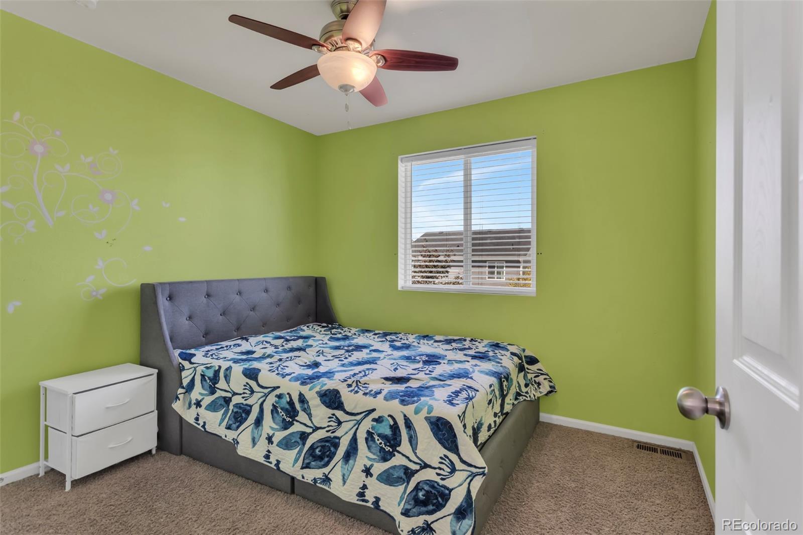 MLS Image #15 for 5545 e liverpool ,denver, Colorado