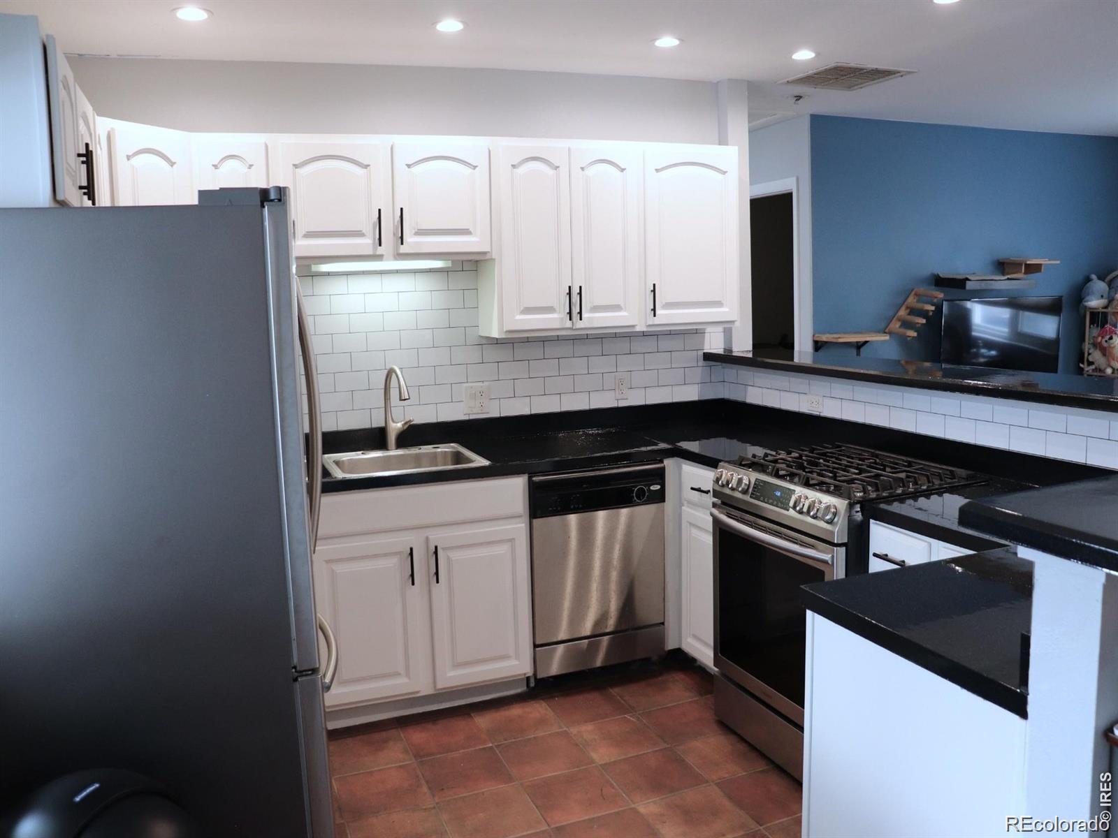 MLS Image #4 for 3170 w 94th avenue,westminster, Colorado