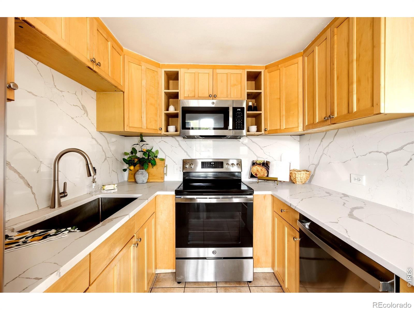 MLS Image #6 for 3221  newton street,denver, Colorado