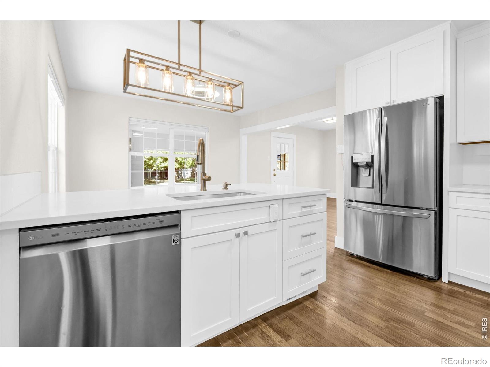 MLS Image #9 for 2164 s lincoln street,denver, Colorado