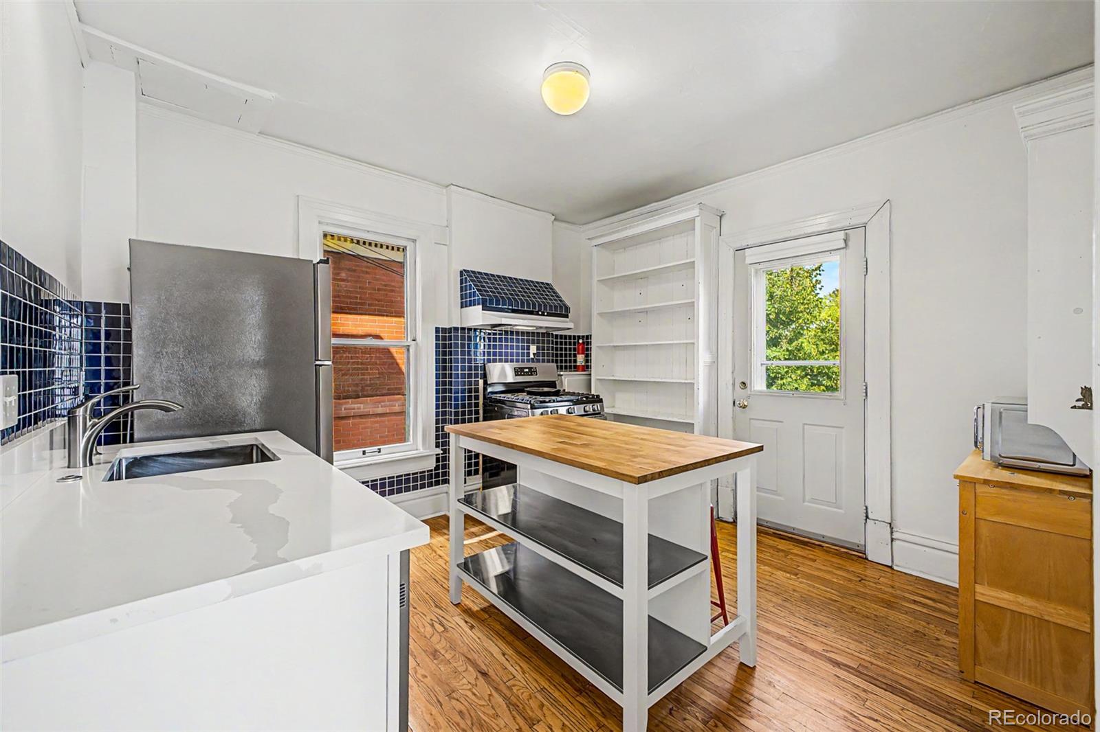 MLS Image #16 for 1218 n downing street,denver, Colorado