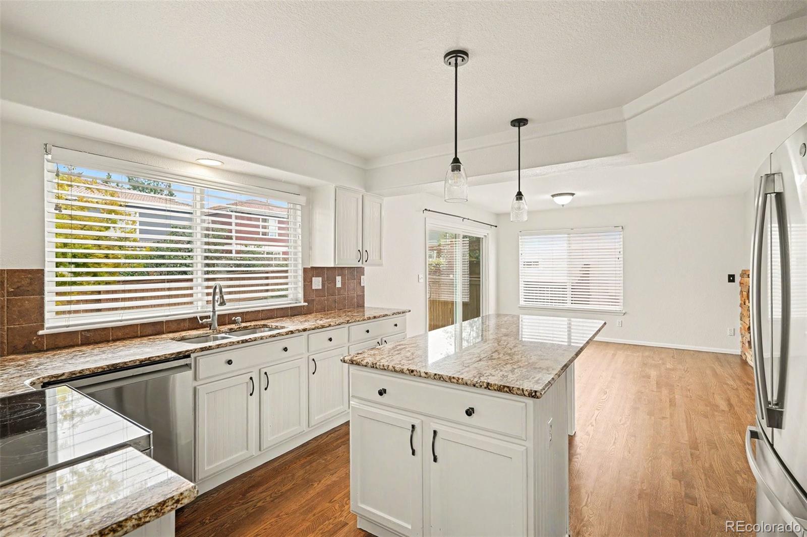 MLS Image #7 for 4435  lyndenwood circle,highlands ranch, Colorado