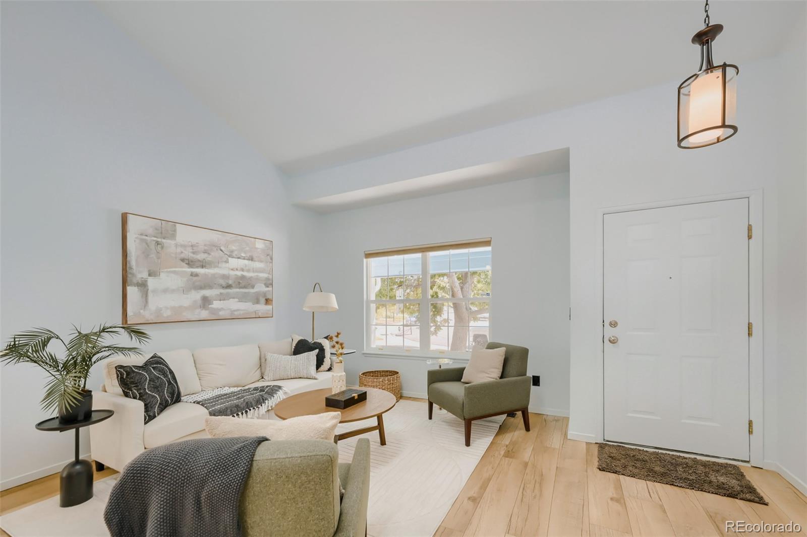 MLS Image #2 for 1467  lincoln circle,longmont, Colorado
