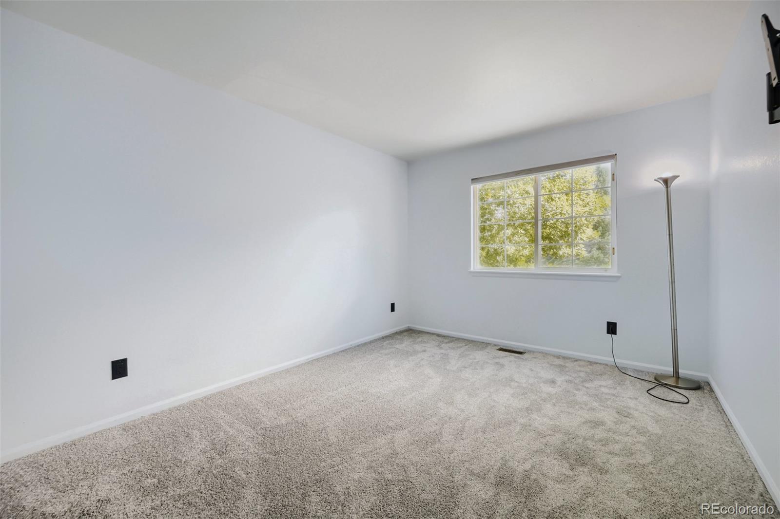 MLS Image #20 for 1467  lincoln circle,longmont, Colorado