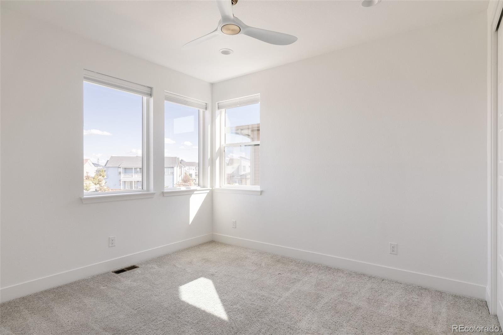 MLS Image #20 for 9963 e 63rd place,denver, Colorado