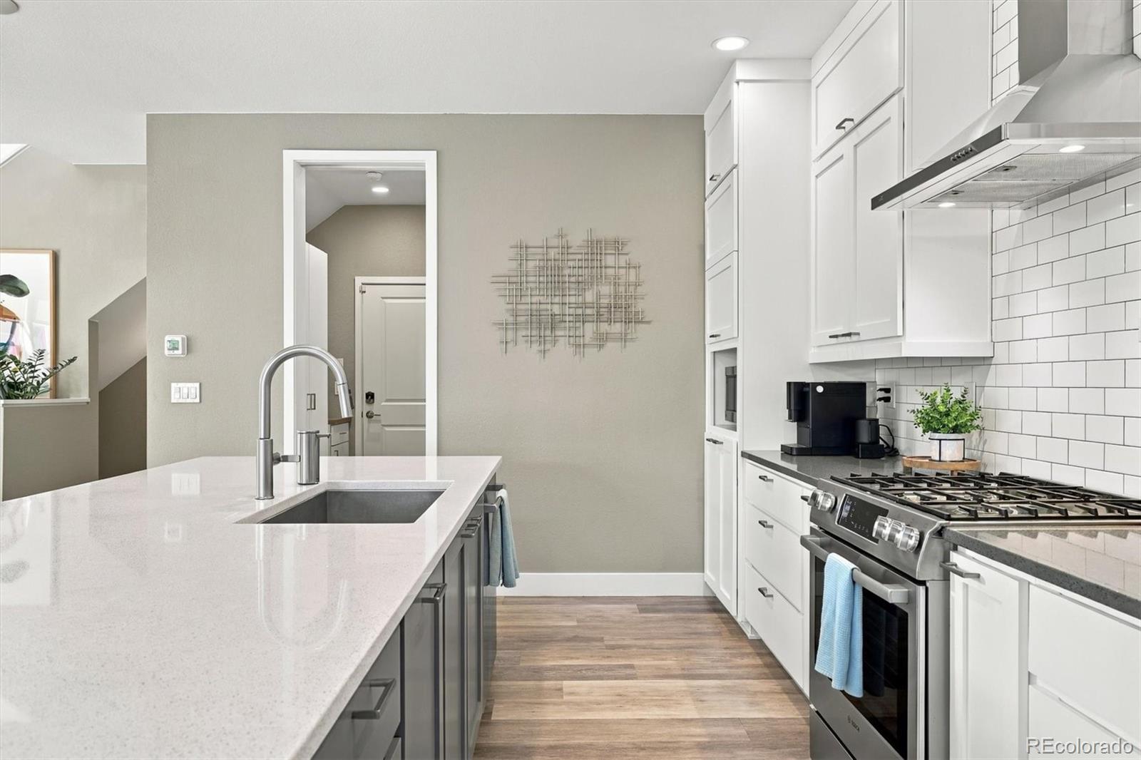 MLS Image #17 for 6713  mariposa court,denver, Colorado