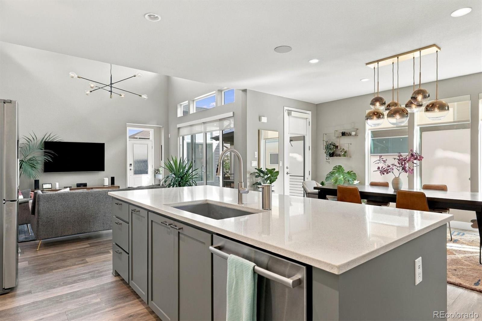 MLS Image #18 for 6713  mariposa court,denver, Colorado