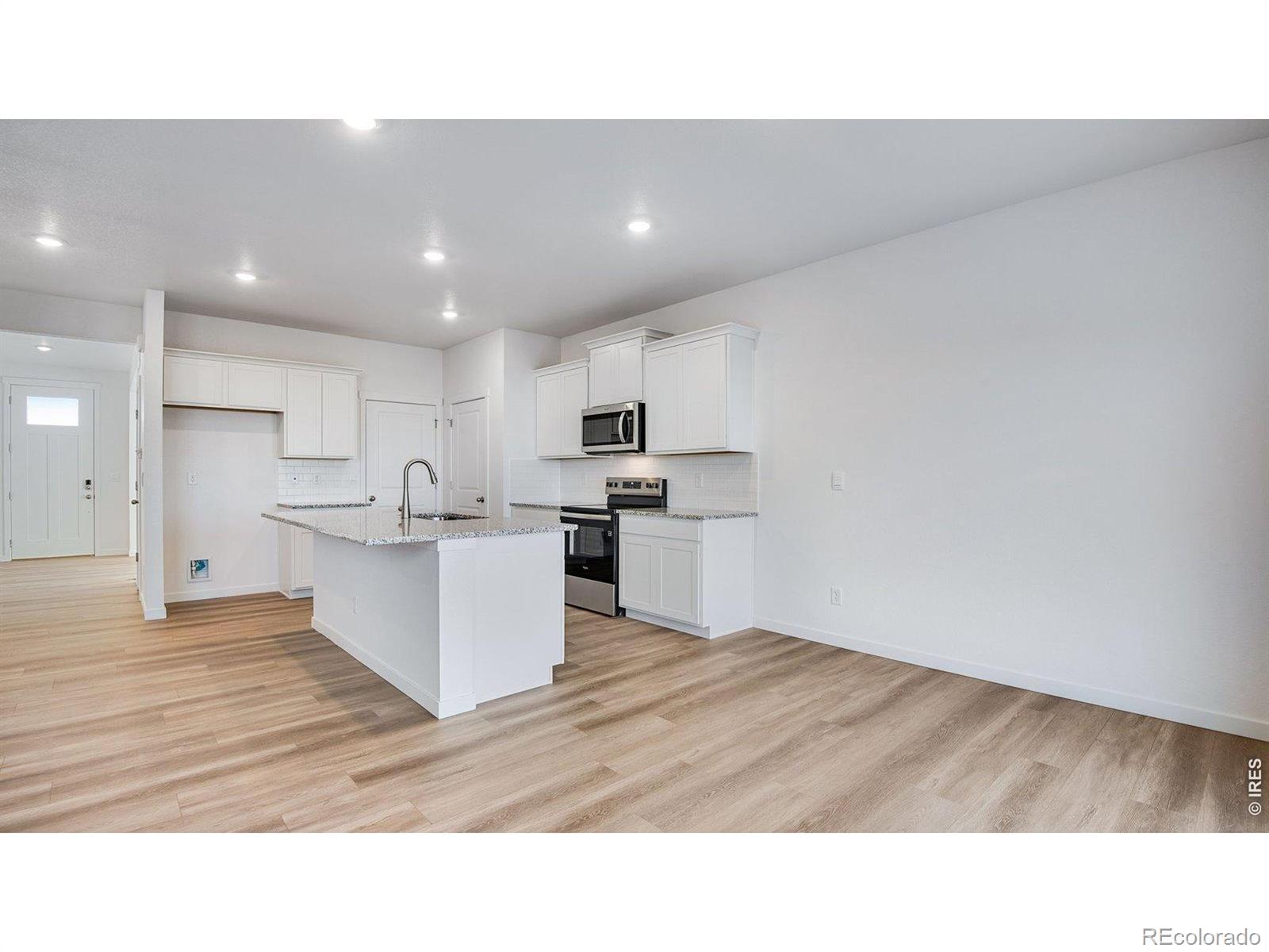 MLS Image #14 for 2348  crosswind street,fort lupton, Colorado
