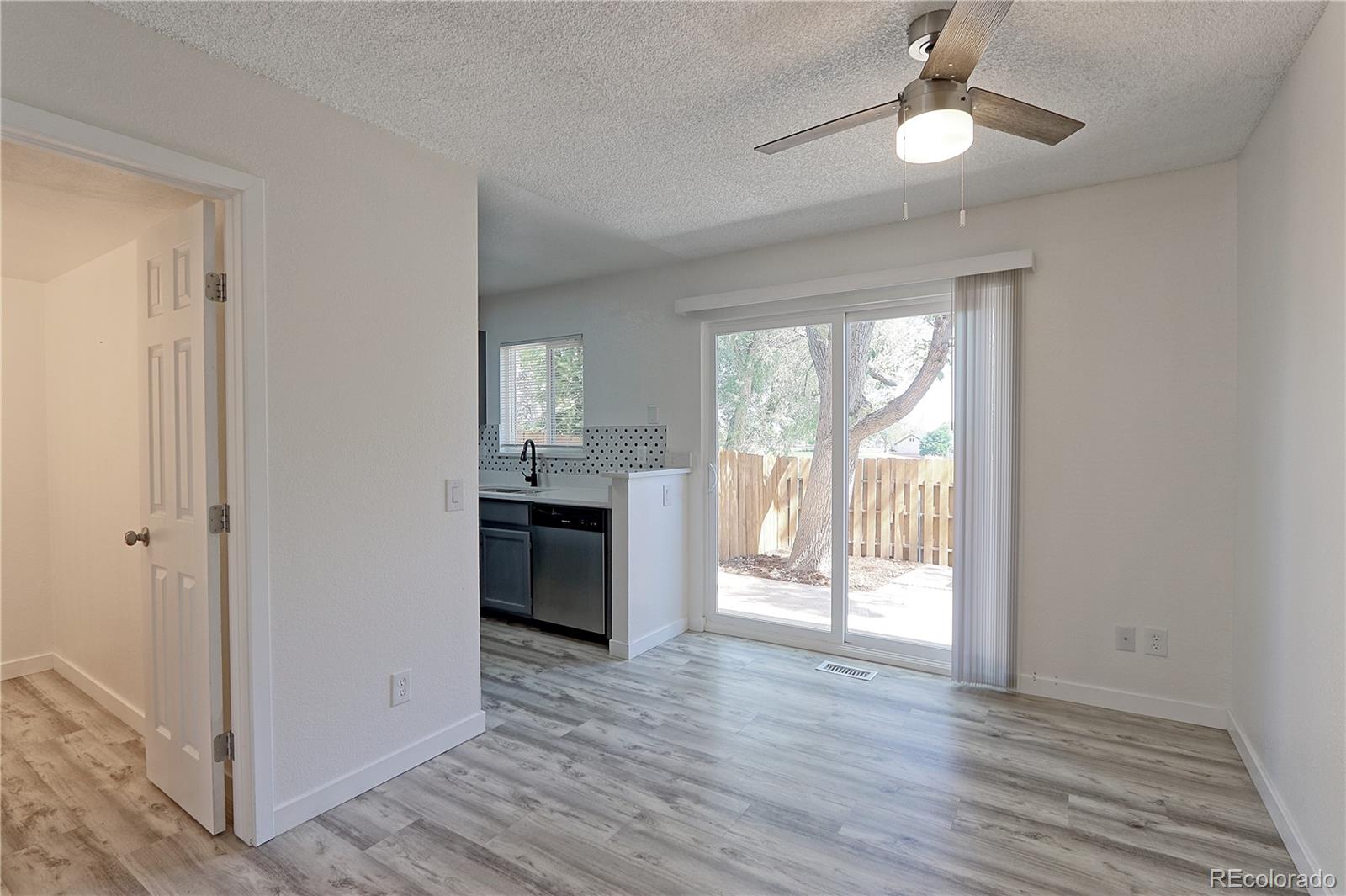 MLS Image #4 for 11658  community center drive,northglenn, Colorado