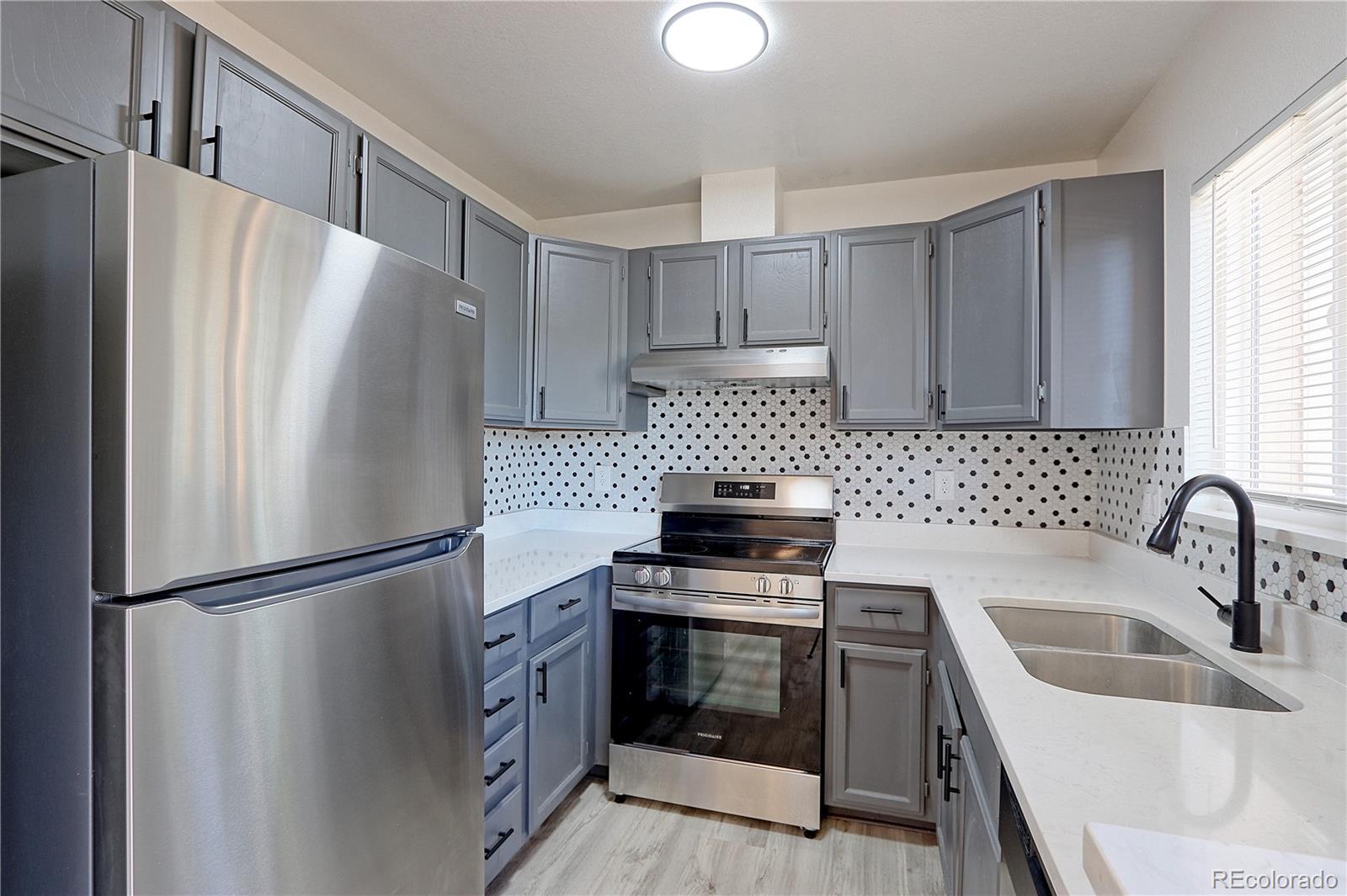 MLS Image #5 for 11658  community center drive,northglenn, Colorado