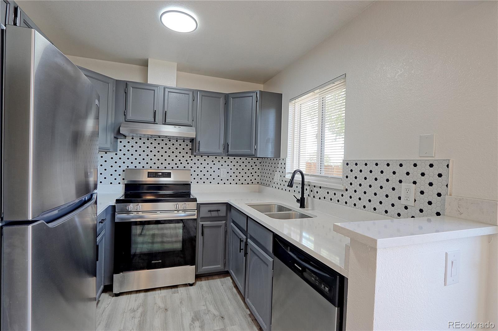 MLS Image #6 for 11658  community center drive,northglenn, Colorado