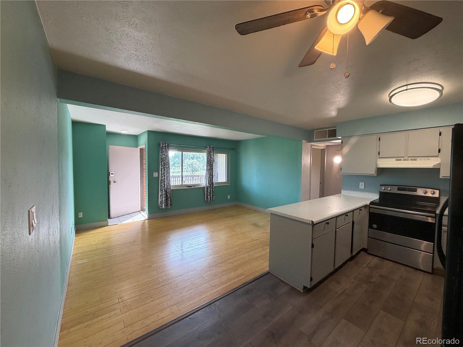 MLS Image #3 for 3663 s sheridan boulevard p11,denver, Colorado