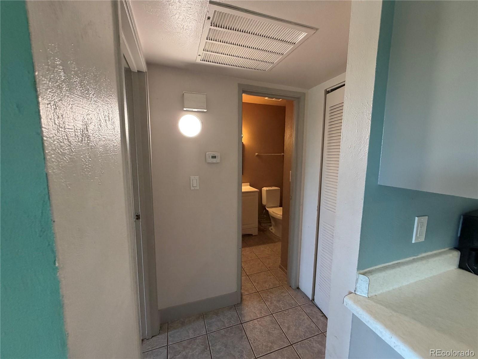 MLS Image #6 for 3663 s sheridan boulevard p11,denver, Colorado