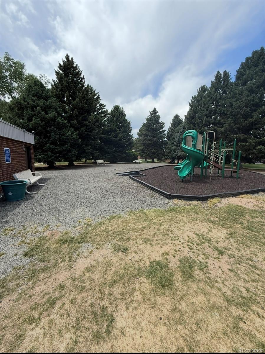 MLS Image #9 for 3663 s sheridan boulevard p11,denver, Colorado