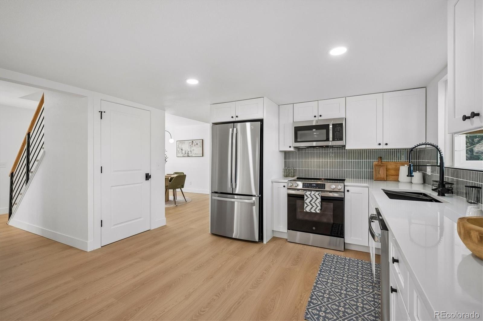 MLS Image #11 for 4777 s nelson street,littleton, Colorado