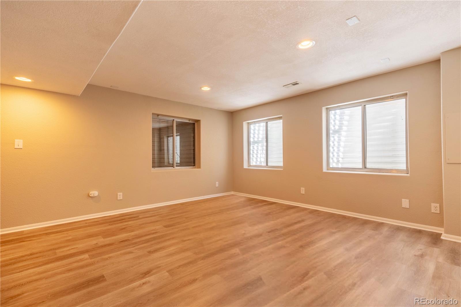MLS Image #22 for 19365 e lasalle place,aurora, Colorado