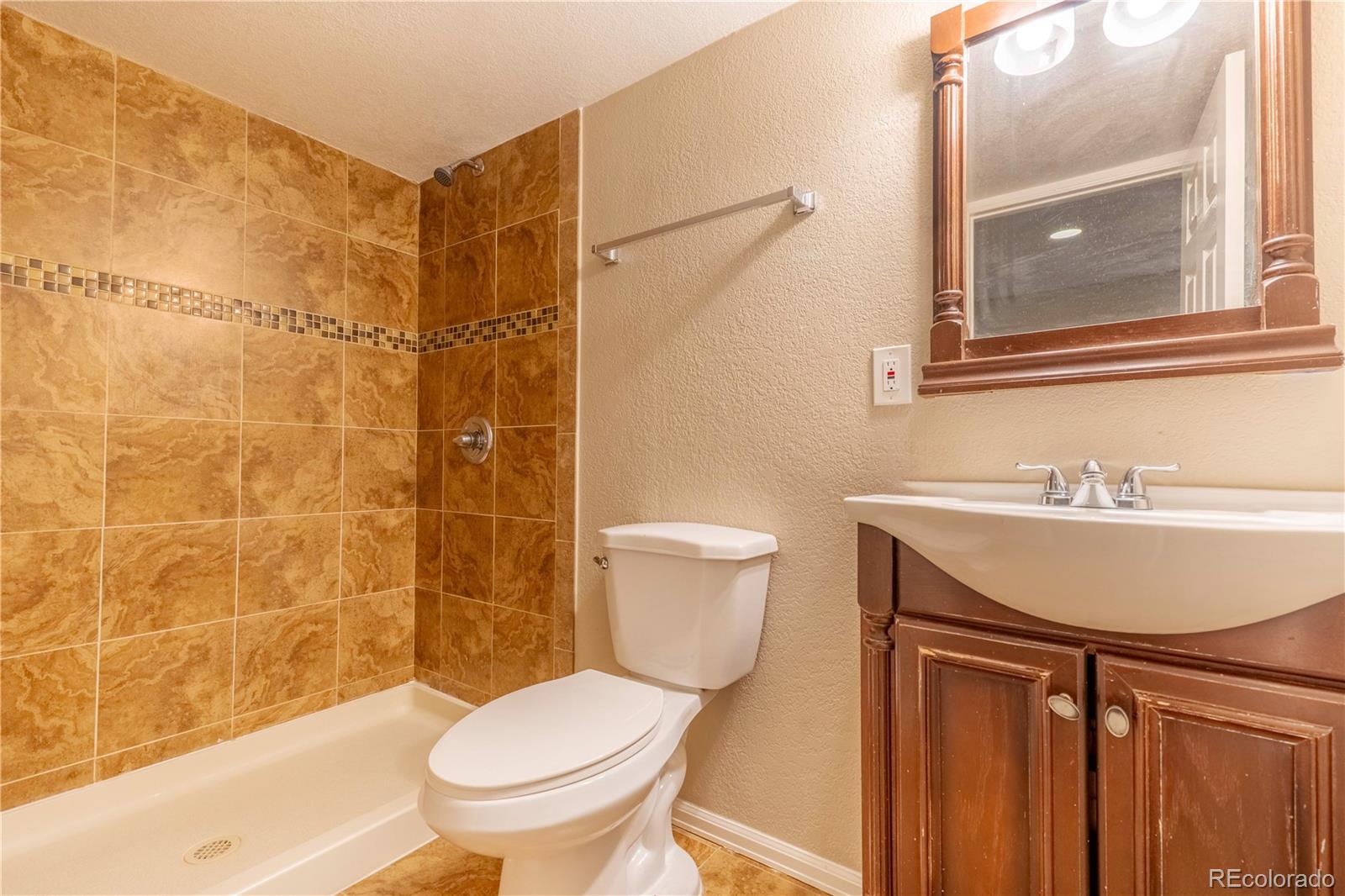MLS Image #26 for 19365 e lasalle place,aurora, Colorado