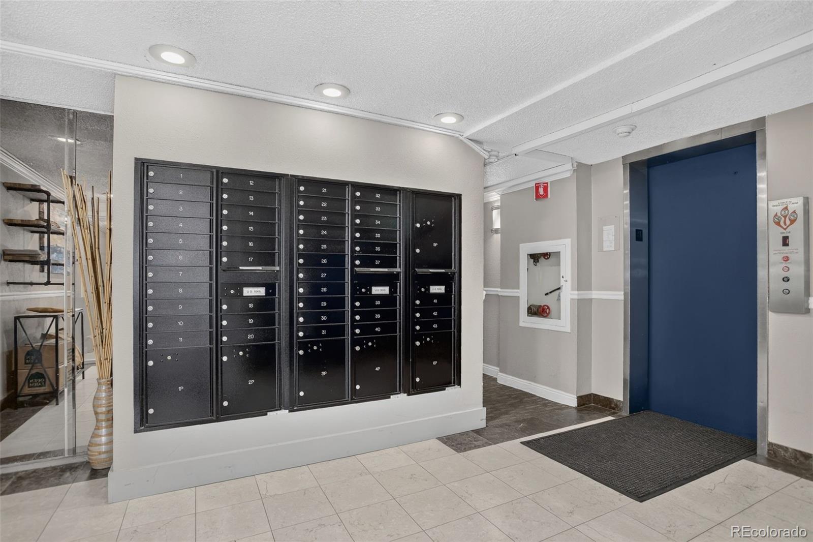 MLS Image #18 for 1125 n washington street,denver, Colorado