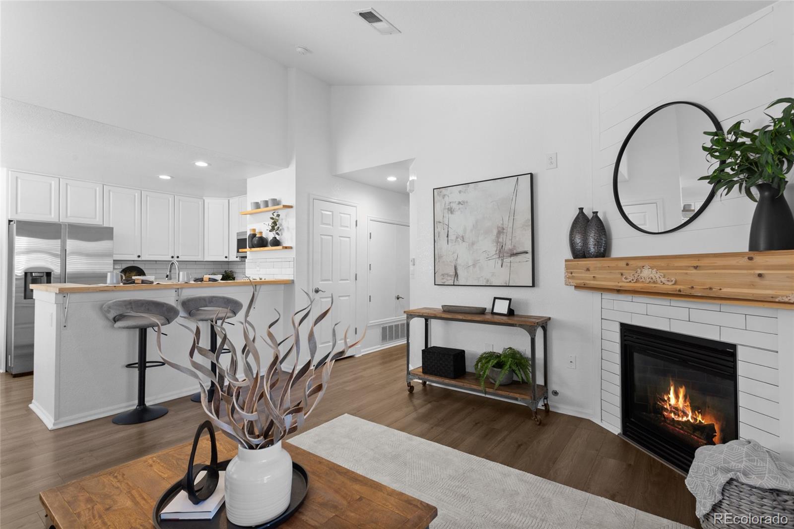 MLS Image #2 for 4385 s balsam street 8-201,denver, Colorado