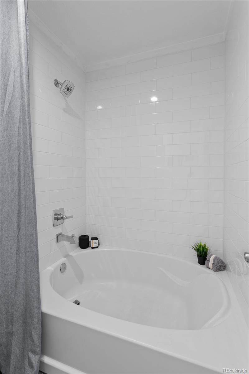MLS Image #20 for 4385 s balsam street 8-201,denver, Colorado