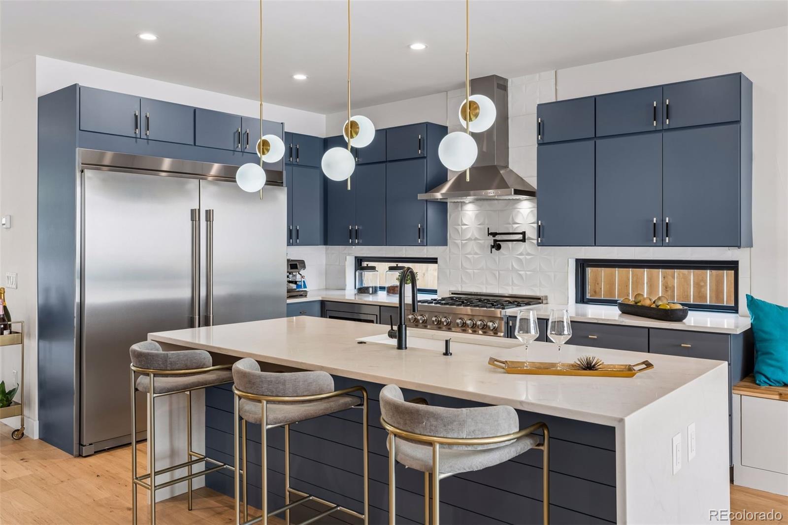 MLS Image #10 for 2526 s lincoln street,denver, Colorado