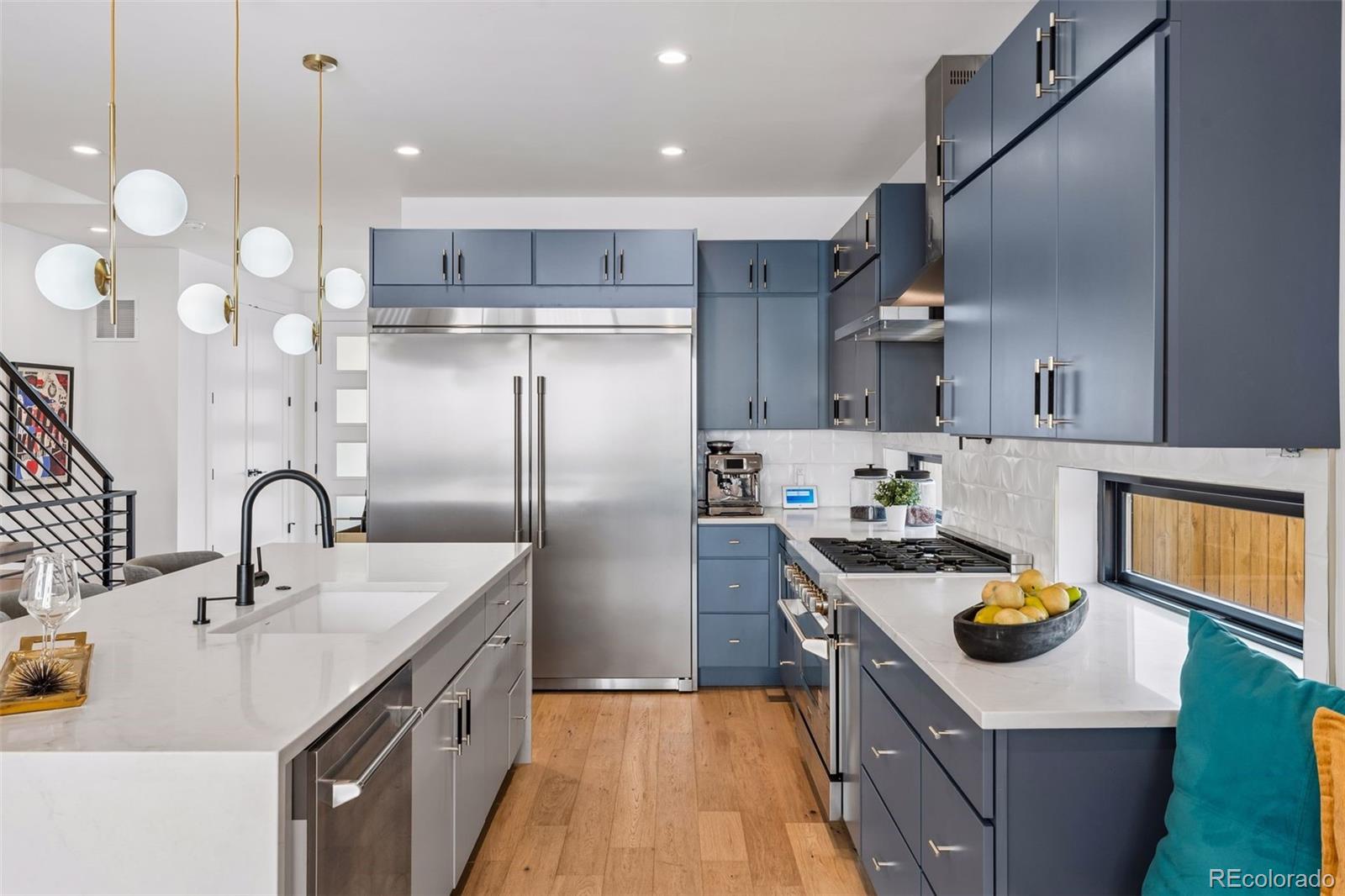 MLS Image #12 for 2526 s lincoln street,denver, Colorado