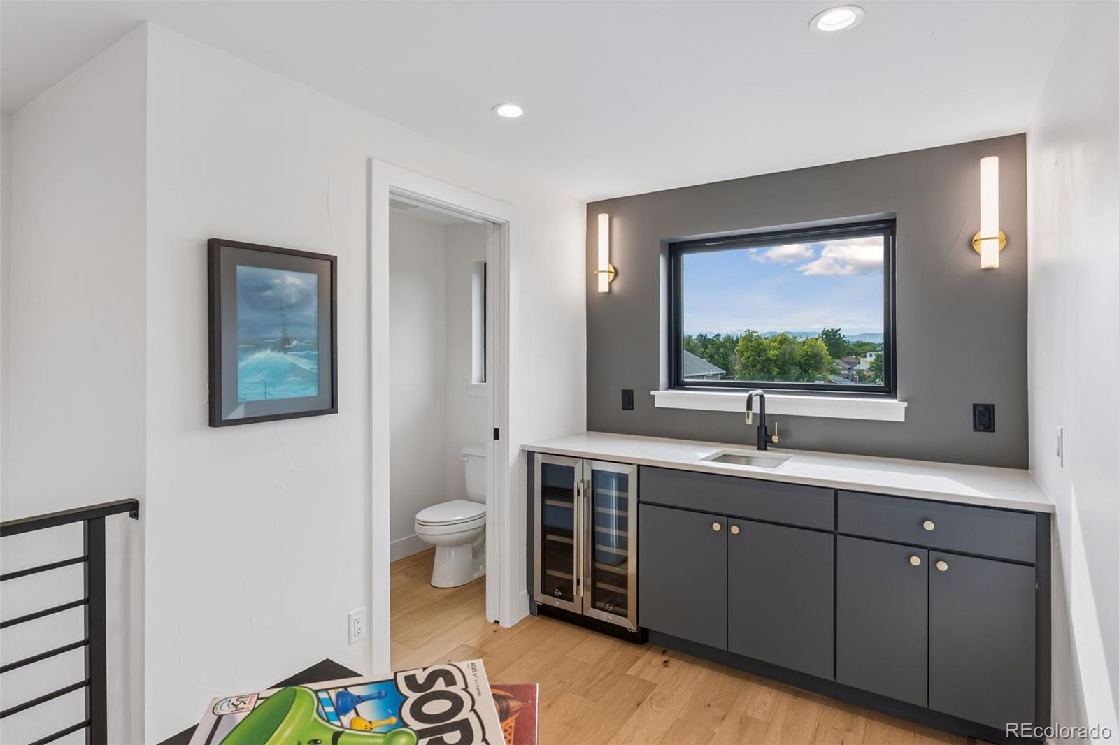 MLS Image #34 for 2526 s lincoln street,denver, Colorado