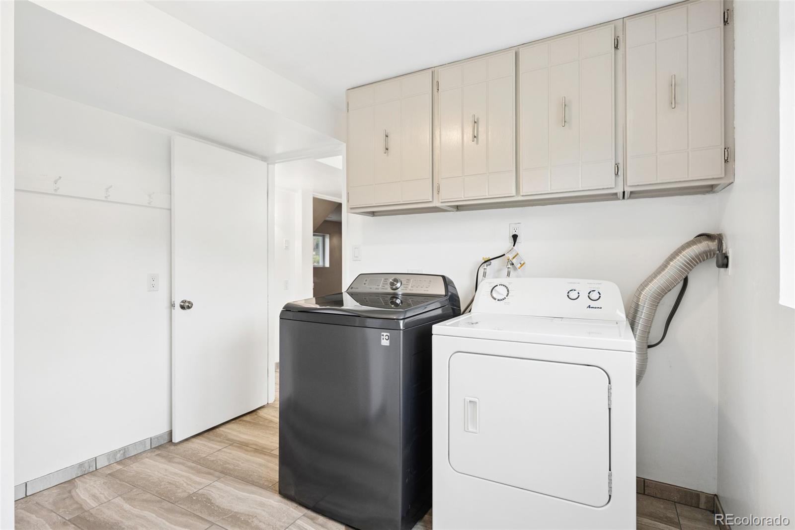 MLS Image #33 for 1203 s holland court,denver, Colorado