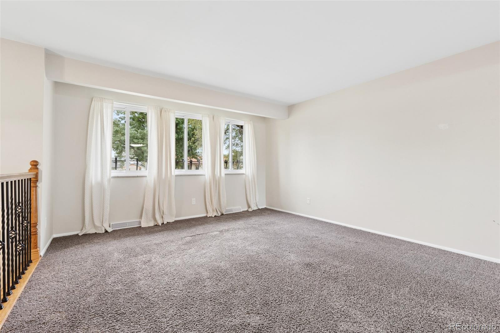 MLS Image #5 for 1203 s holland court,denver, Colorado