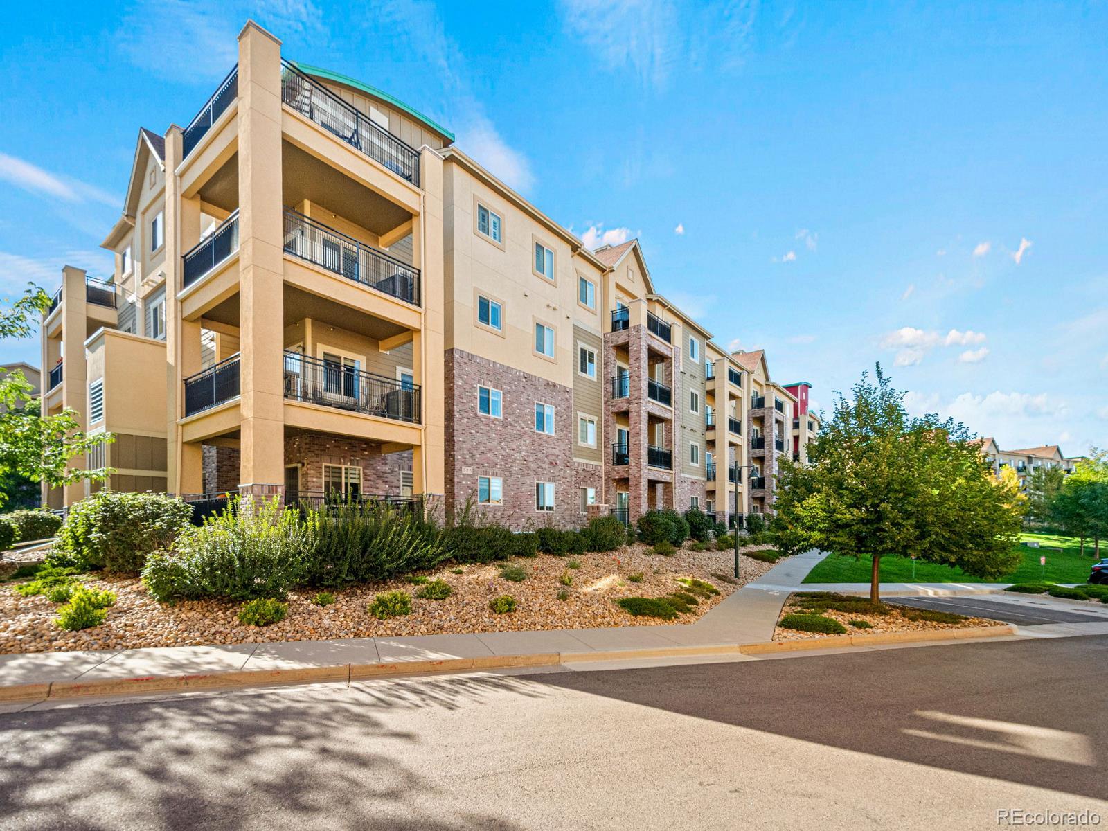 MLS Image #26 for 725  elmhurst drive,highlands ranch, Colorado
