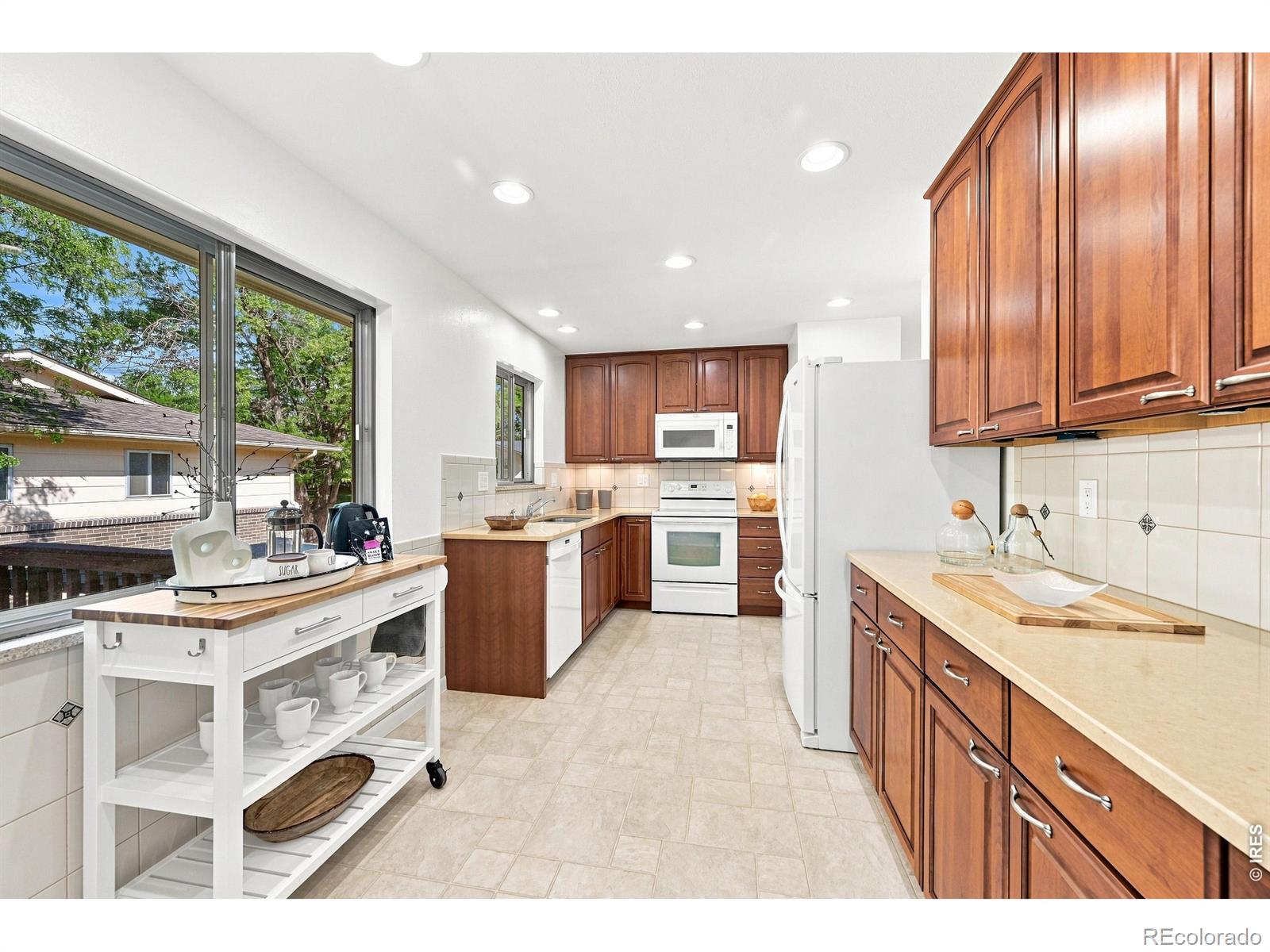 MLS Image #11 for 1425  judson drive,boulder, Colorado