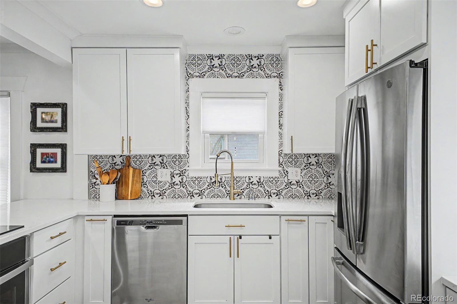 MLS Image #10 for 2051 s sherman street,denver, Colorado