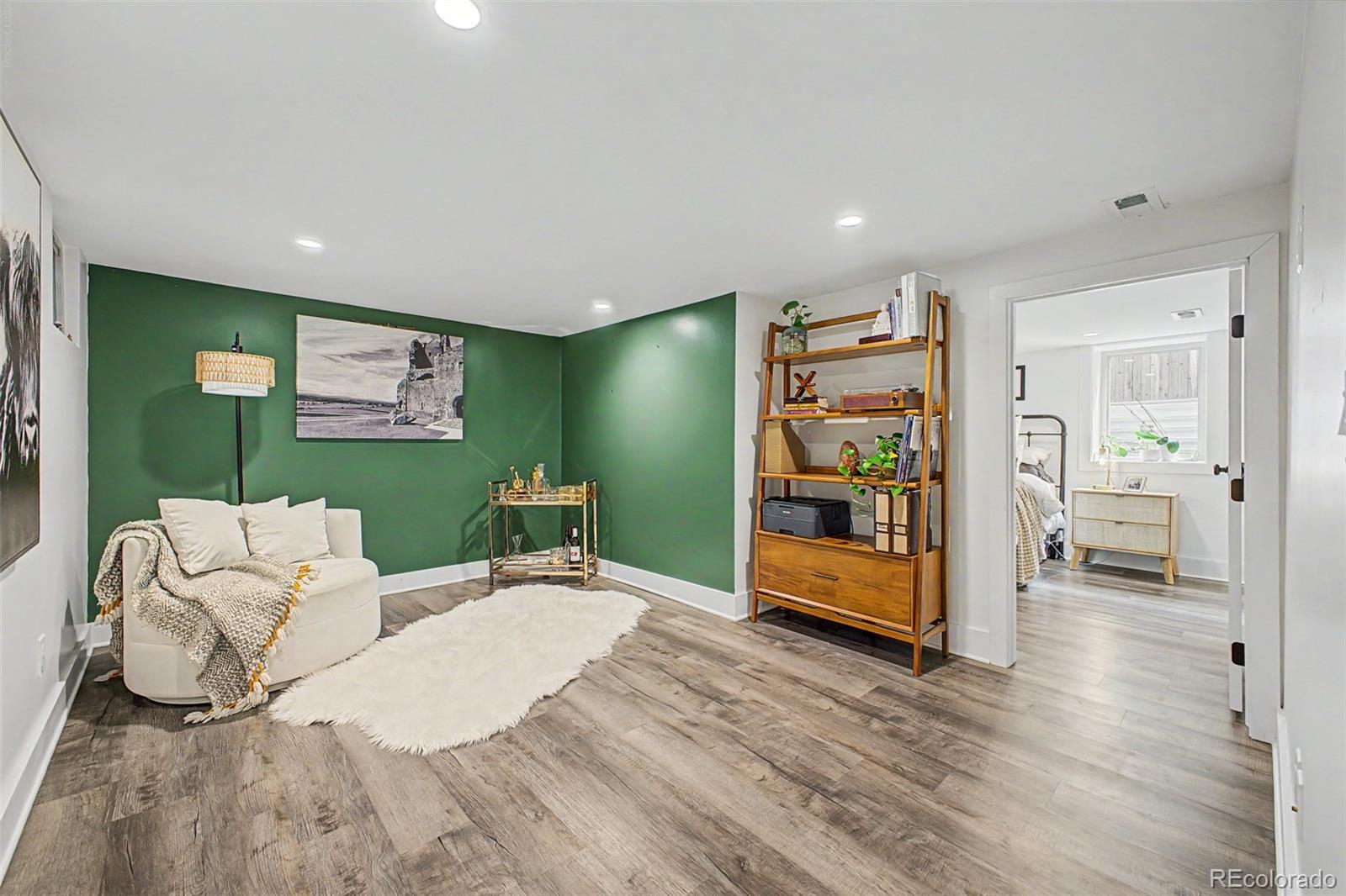 MLS Image #18 for 2051 s sherman street,denver, Colorado