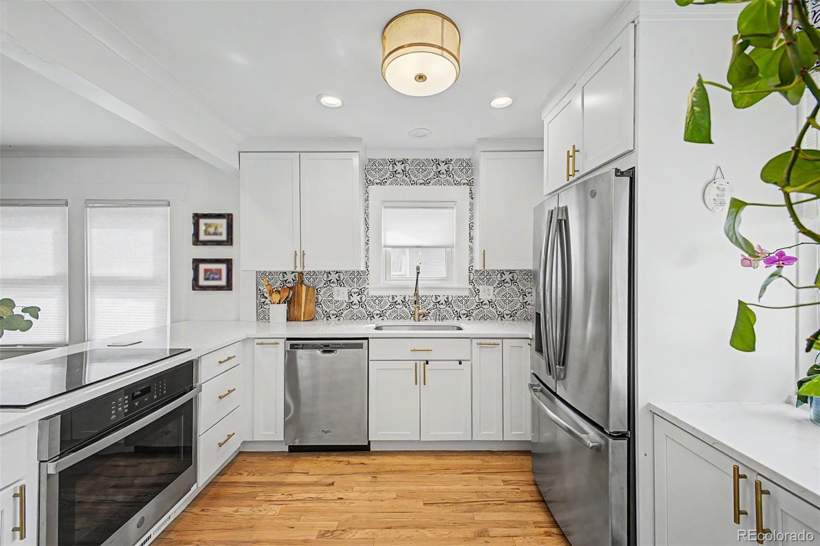 MLS Image #2 for 2051 s sherman street,denver, Colorado