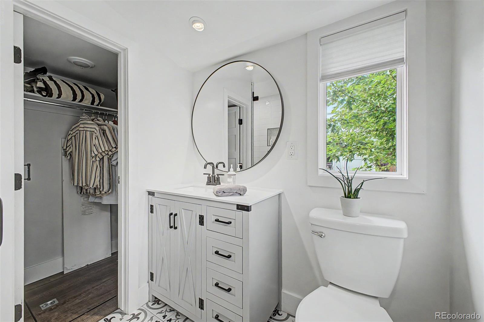 MLS Image #28 for 2051 s sherman street,denver, Colorado