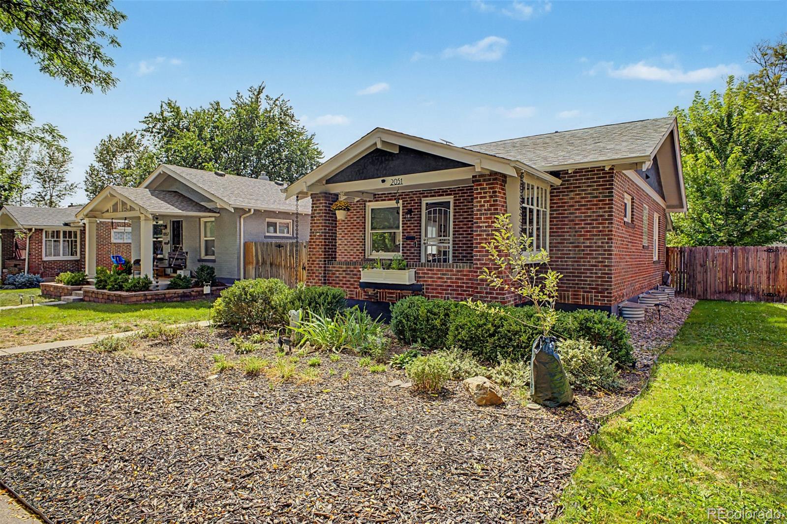MLS Image #4 for 2051 s sherman street,denver, Colorado