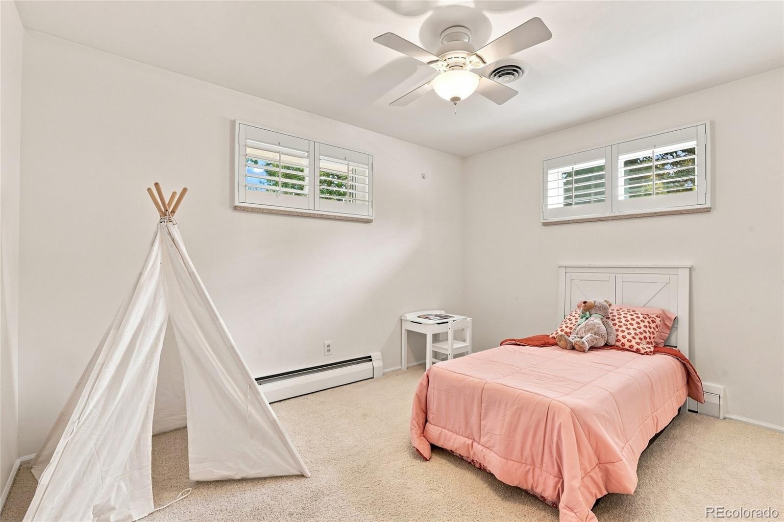 MLS Image #19 for 3200 s university boulevard,denver, Colorado