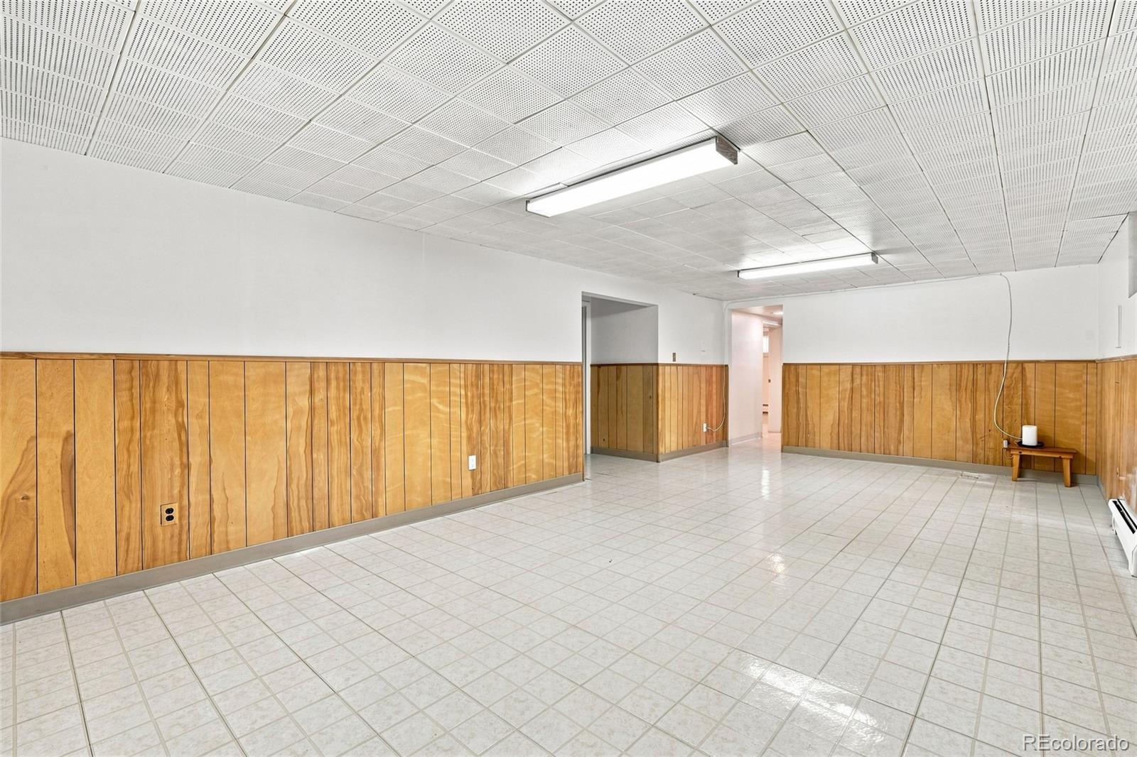 MLS Image #25 for 3200 s university boulevard,denver, Colorado
