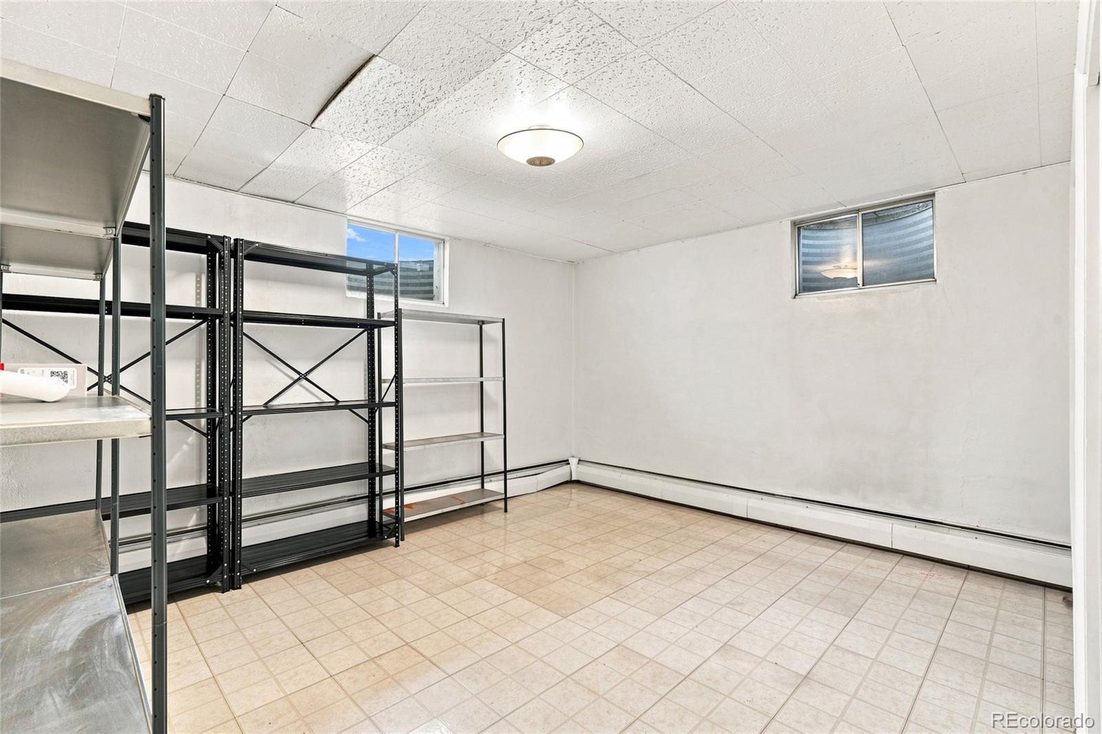 MLS Image #26 for 3200 s university boulevard,denver, Colorado